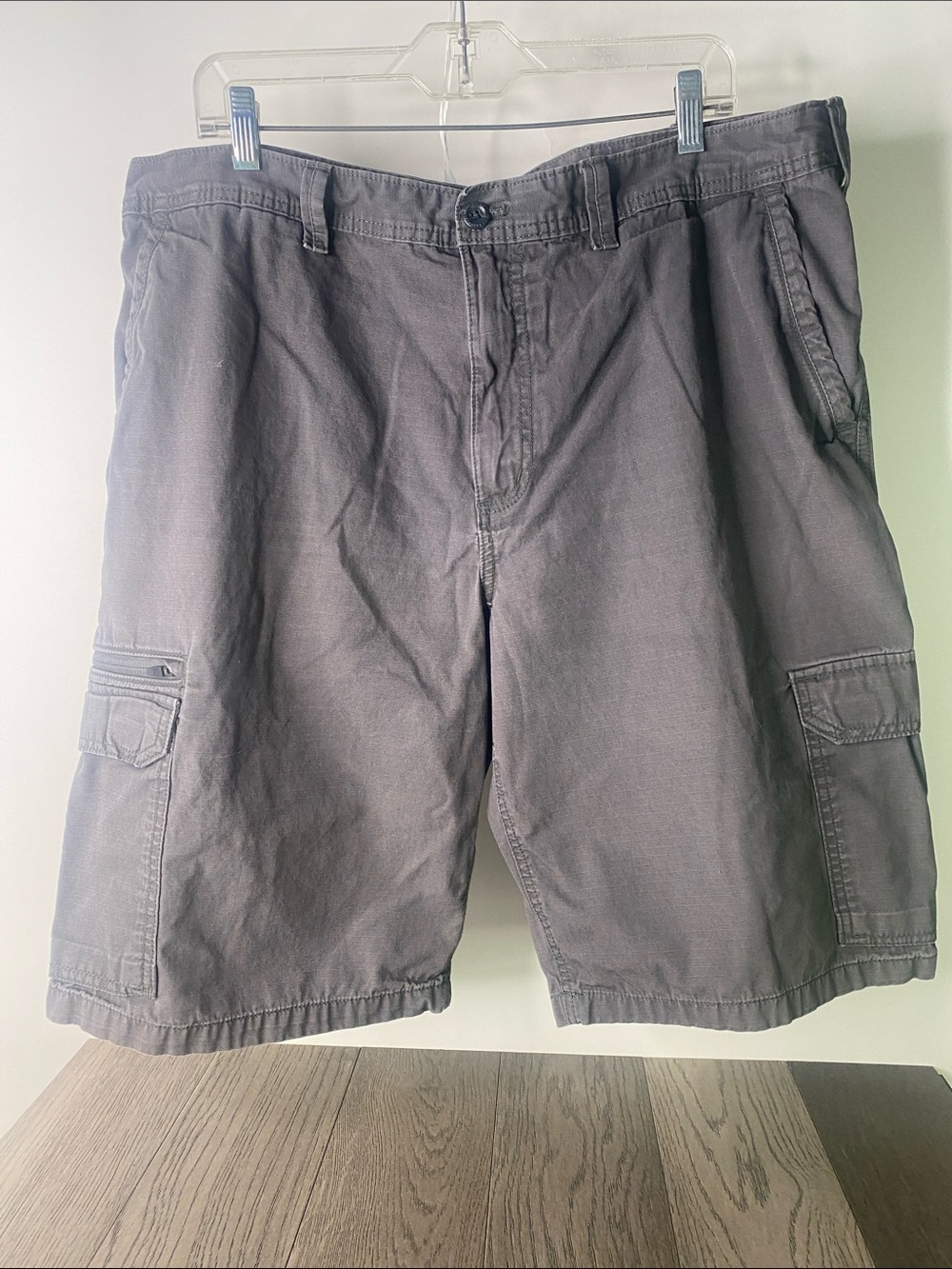 Eddie Bauer Men's Size 40 Cargo Shorts - Gray - 1484